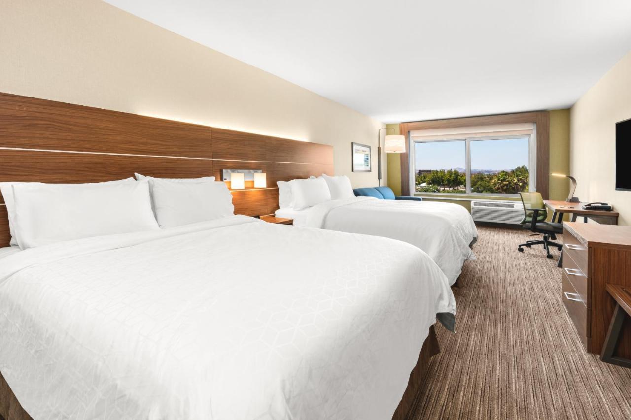 Holiday Inn Express & Suites - Suisun City By Ihg Dış mekan fotoğraf