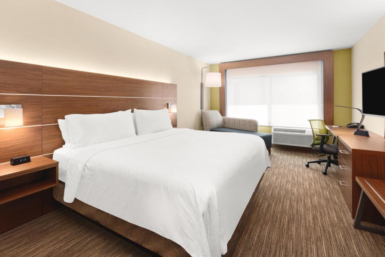 Holiday Inn Express & Suites - Suisun City By Ihg Dış mekan fotoğraf